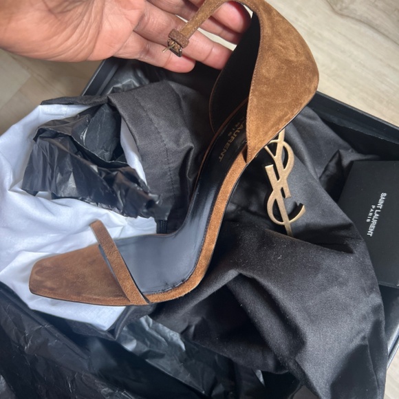 SAINT LAURENT - Picture 2 of 4